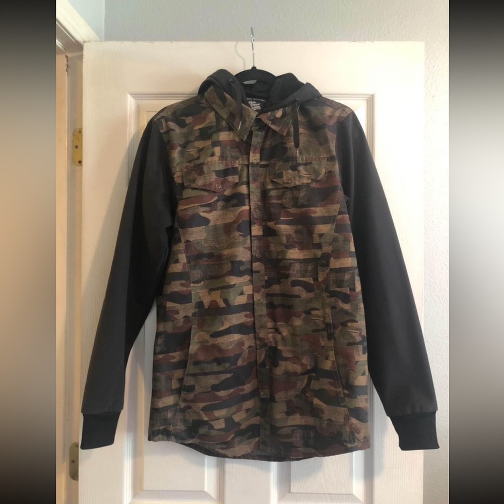 Ride Outerwear Ski/ Snowboard Jacket